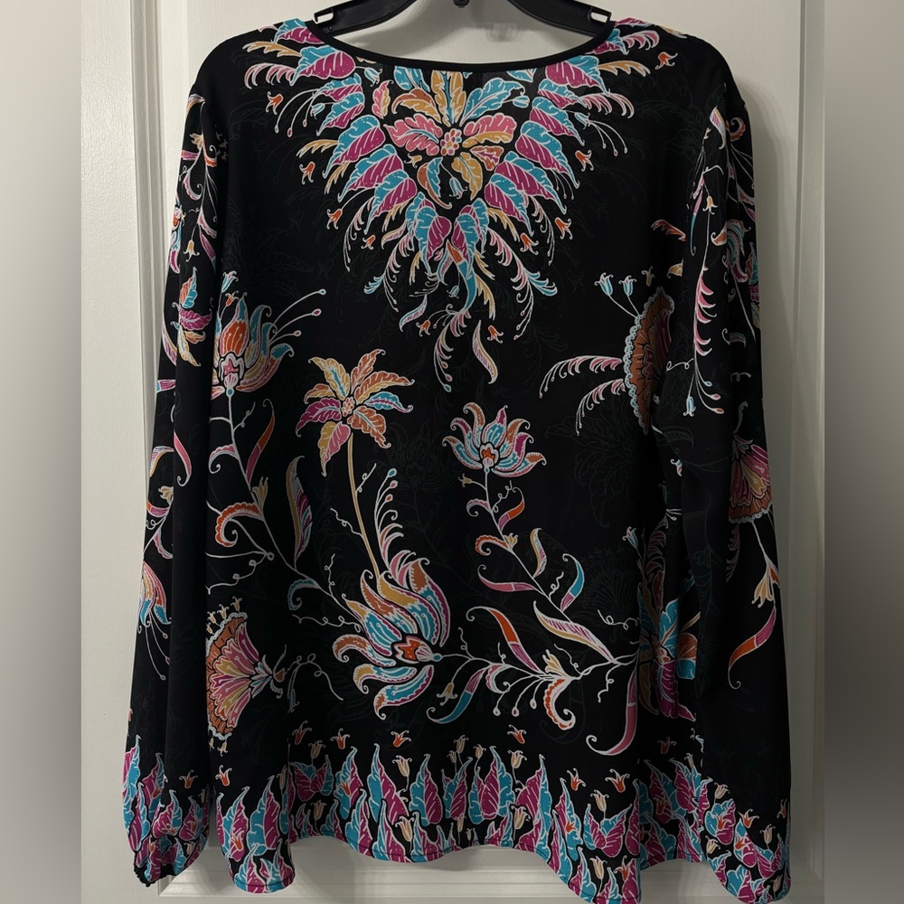 Bob Mackie Wearable long sleeve top size Large - Picture 3 of 8